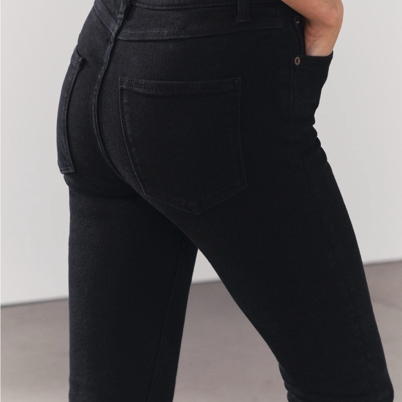 ZARA High Waisted Jeans - Picture 5 of 16